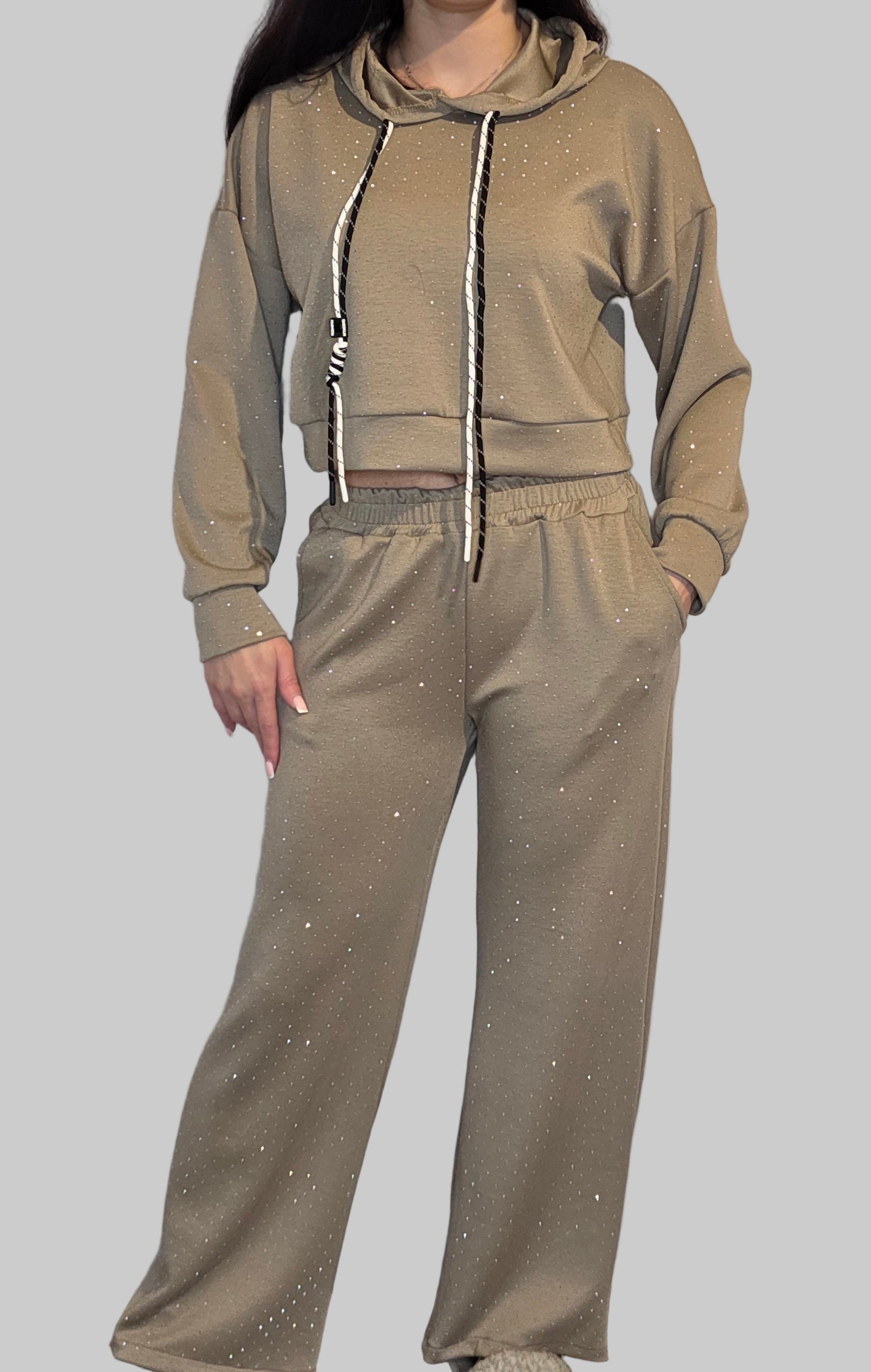 Naujas 2 dalių laisvalaikio puošnus blizgus su viskoze kostiumėlis smėlio