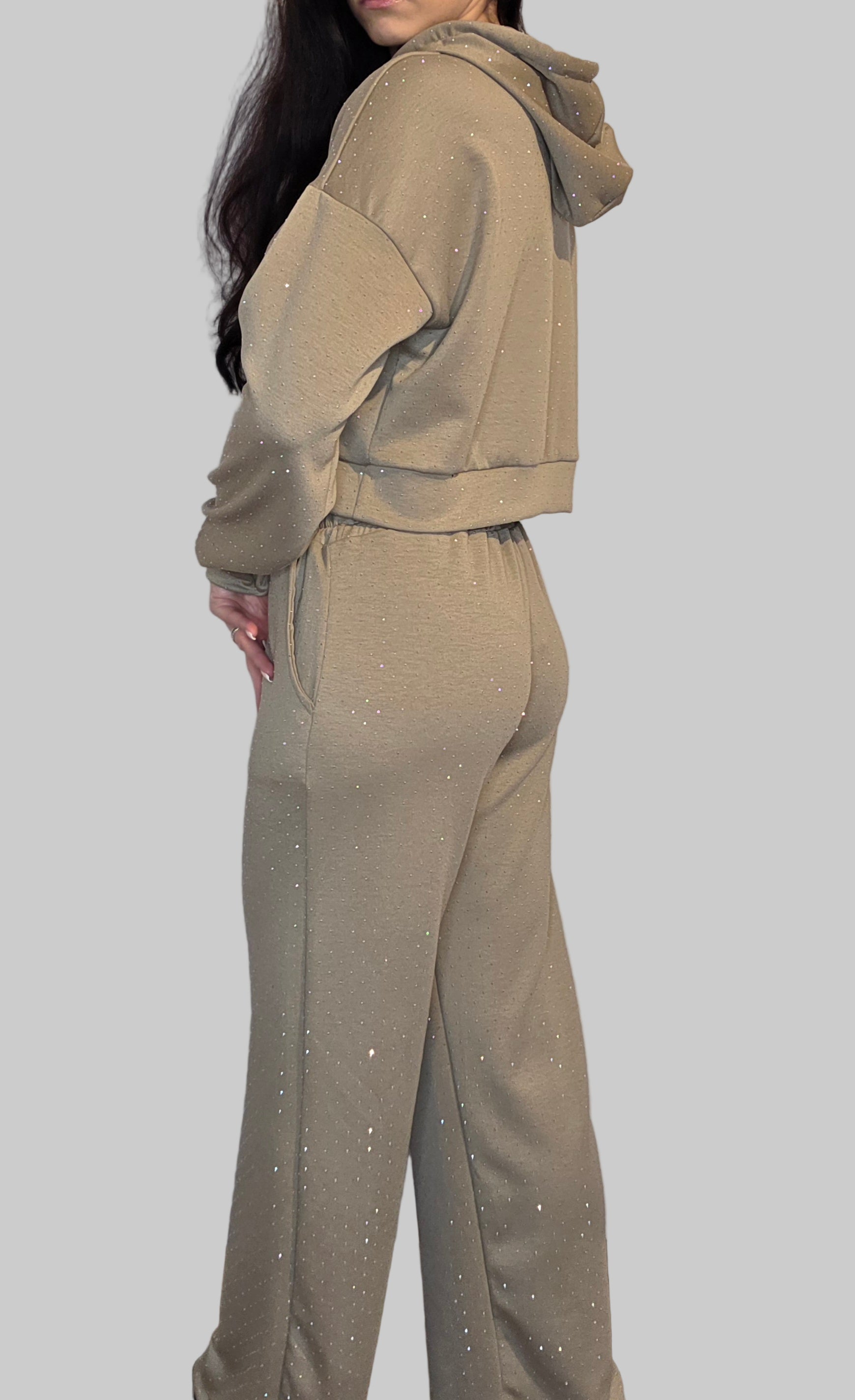 Naujas 2 dalių laisvalaikio puošnus blizgus su viskoze kostiumėlis smėlio